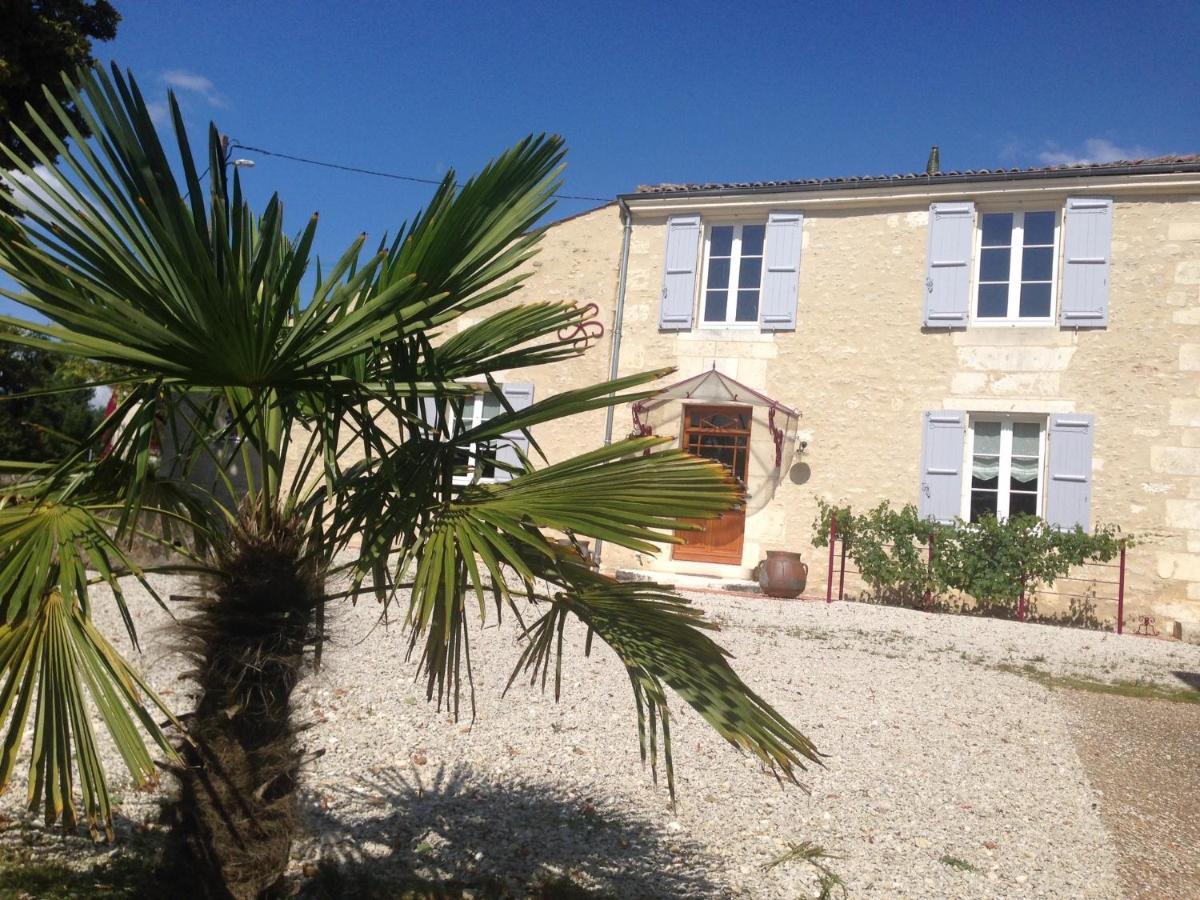 Maison De Campagne Saint-Bris-des-Bois Bagian luar foto